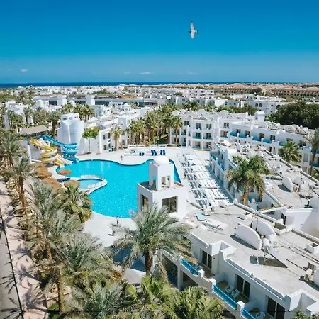 Mirage Bay Resort, Chalet & Aqua Park