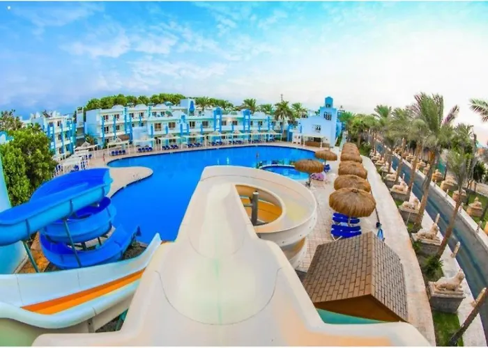 Mirage Bay Resort, & Aqua Park