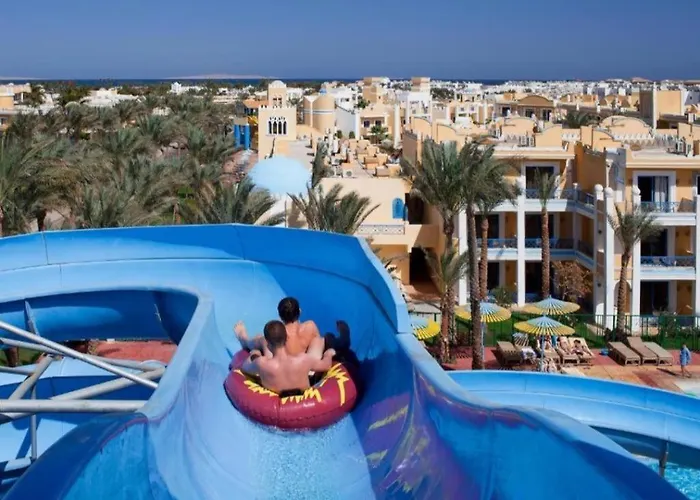 Mirage Bay Resort, & Aqua Park فندق